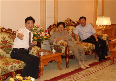 “鲁丽主席，我永远感恩您！”