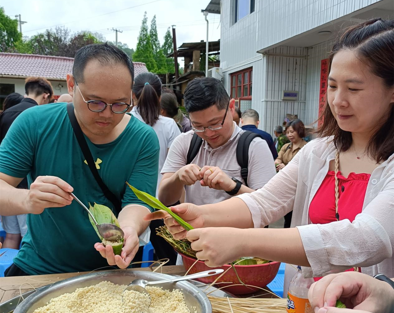 两岸一家亲 共叙端午情