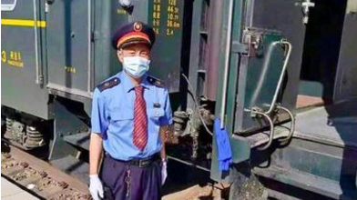 平凡中书写奉献的“人生传奇”