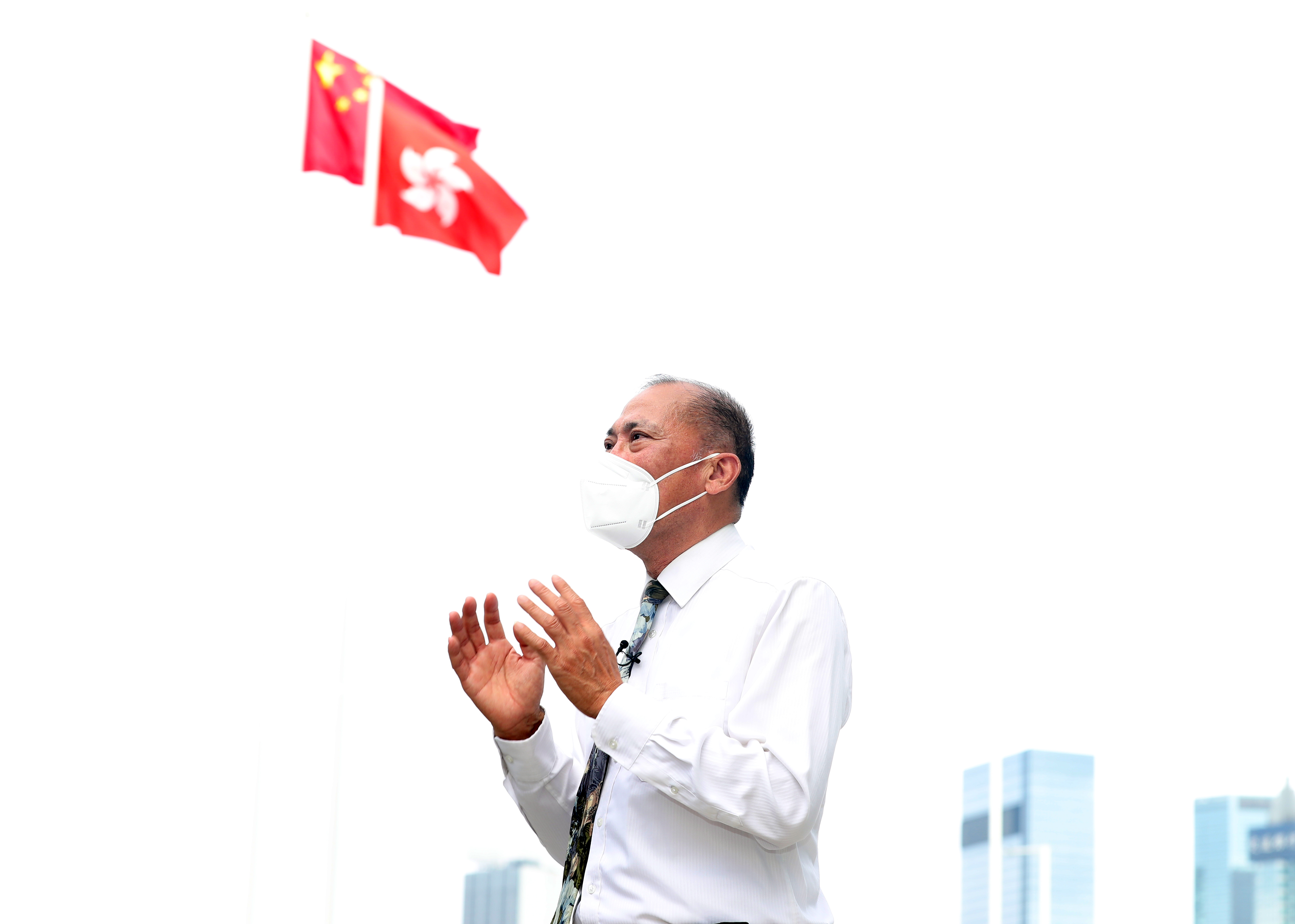 “我真想用中式步操升一次旗！”