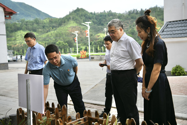 民进中央与财政部在赣州市开展联合调研