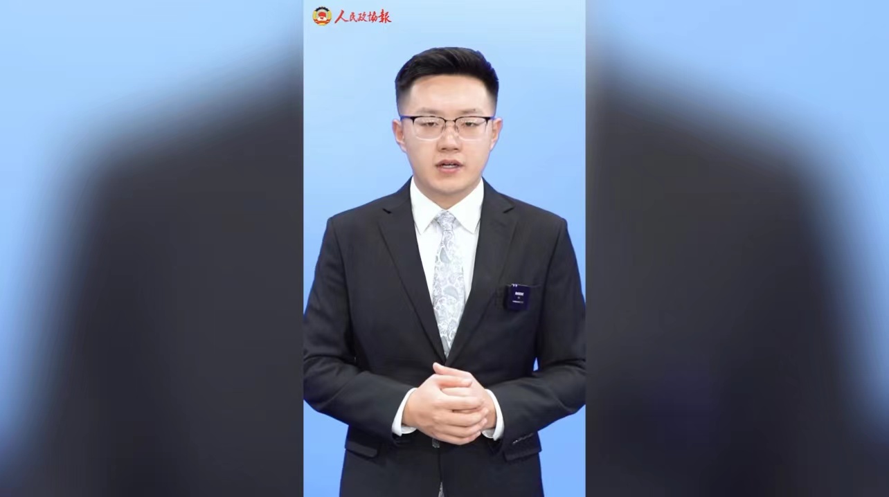 如何坚持实施就业优先政策？会上，常委们这样说……