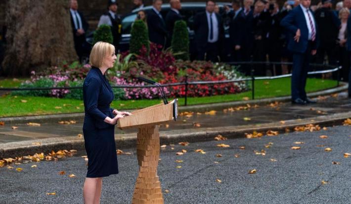 特拉斯就任英国首相