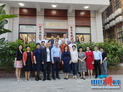 厦门侨联赴泉州考察交流侨文化建设