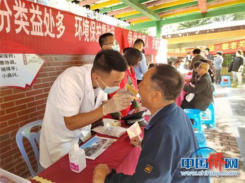 福州罗源县侨联进社区宣传侨法