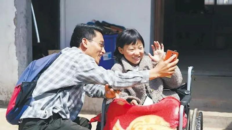 苏正民：“被光照亮过，也想成为光”