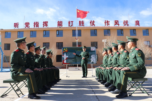 开展学习贯彻党的二十大精神活动。李贵华  摄（2022.11.17）