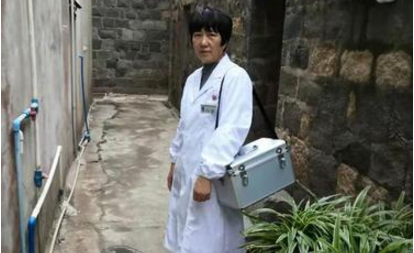 孤岛村医王锦萍：36年的温情坚守