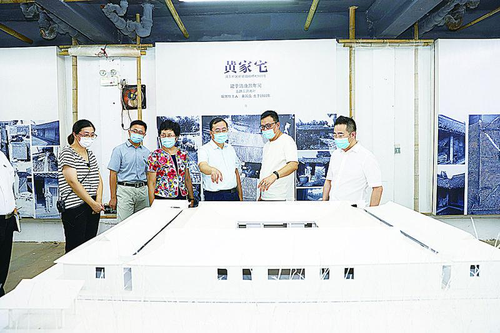 2022年9月8日，“协商于民”政协委员新场工作站开展协商活动。