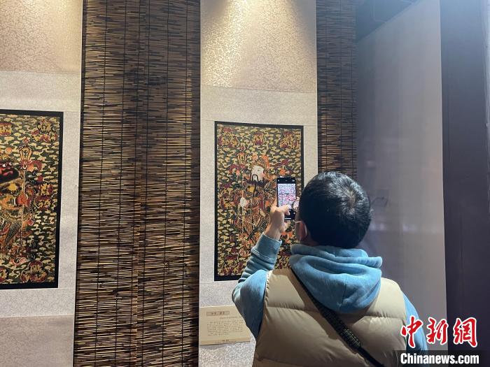 浙大与哥大收藏门神画像杭州展出