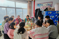 新春走基层 | 特殊的“全家福”——跨越800公里的亲情