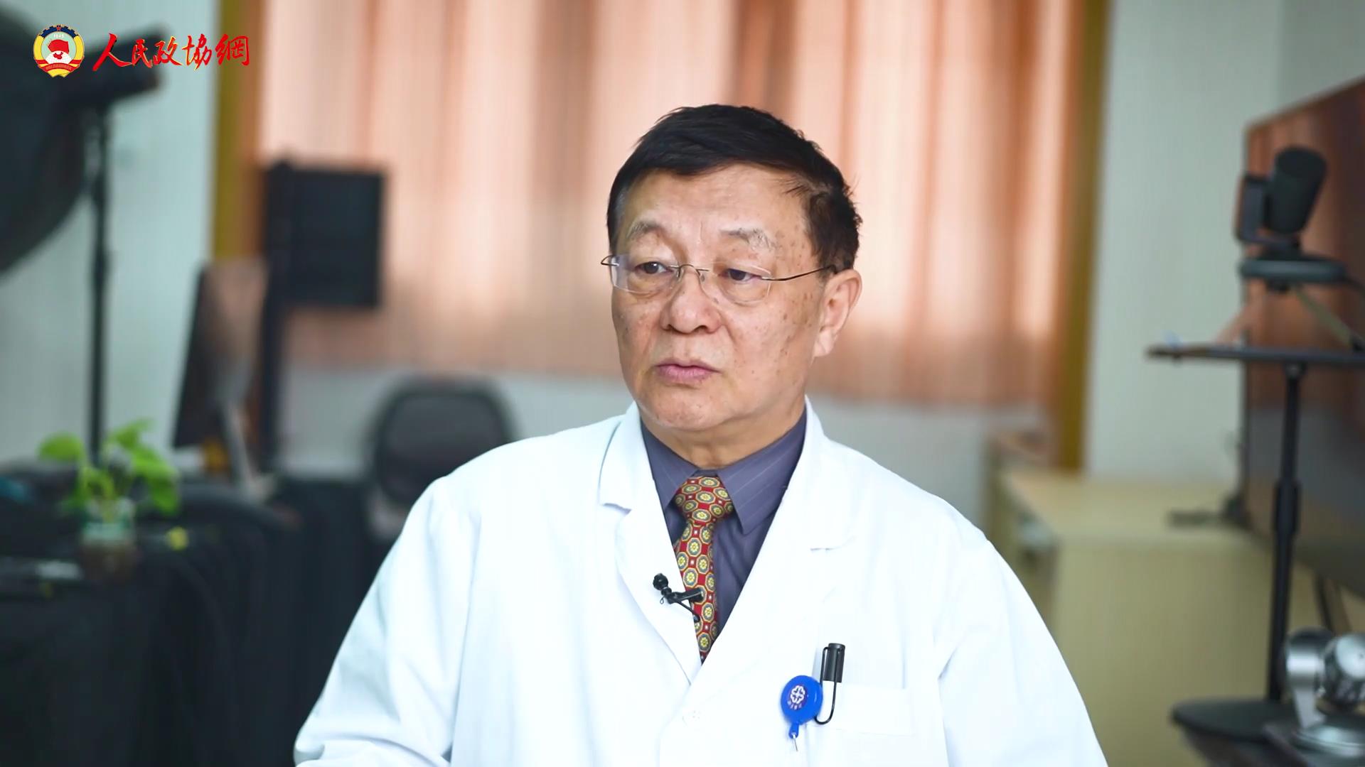 做“责任委员”不在嘴上，而在行动上