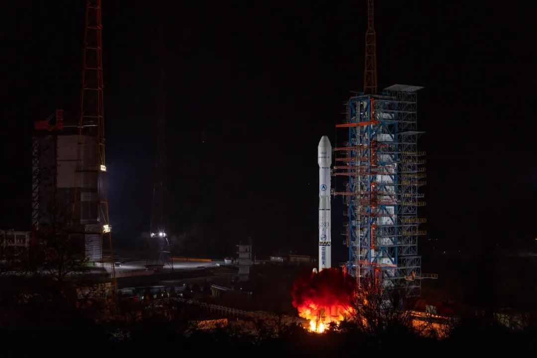 中星26号卫星成功发射