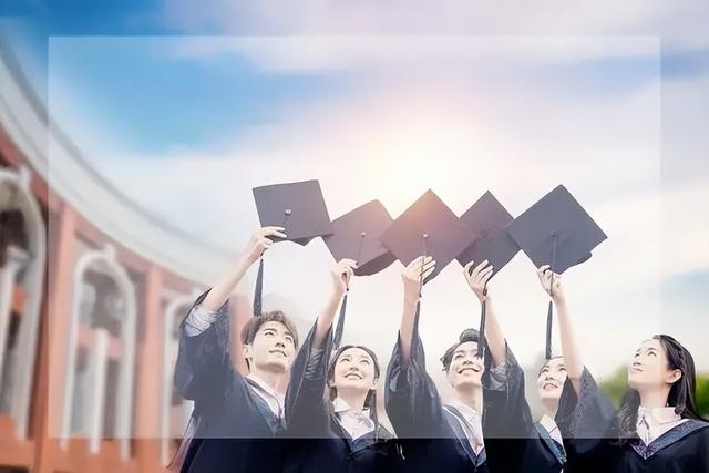 “学历提升”陷阱：不上学不考试，花钱就拿本科证？