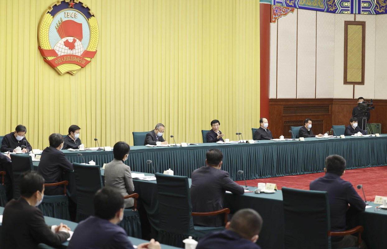 全国政协召开双周协商座谈会 王沪宁主持