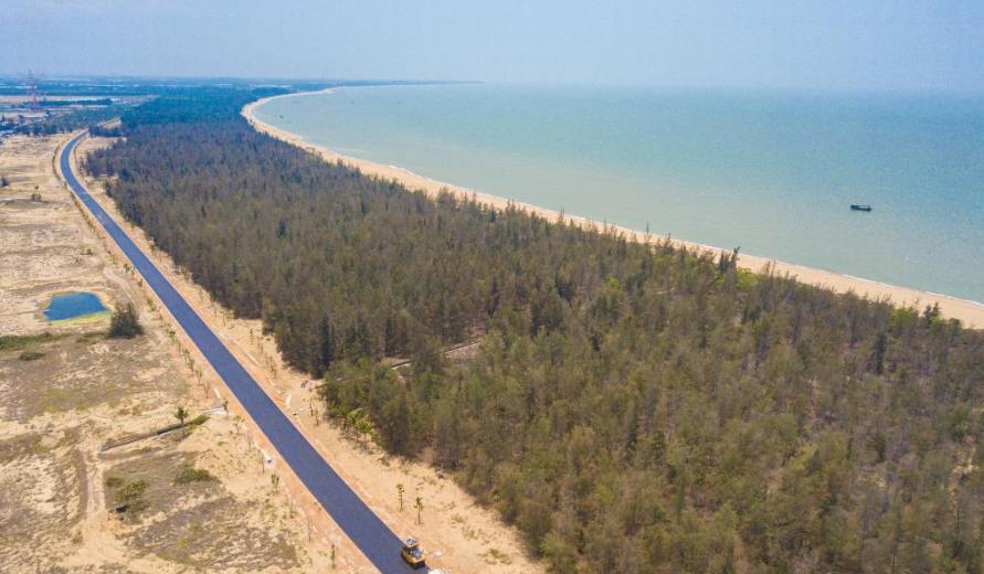 海南环岛旅游公路东方段现雏形