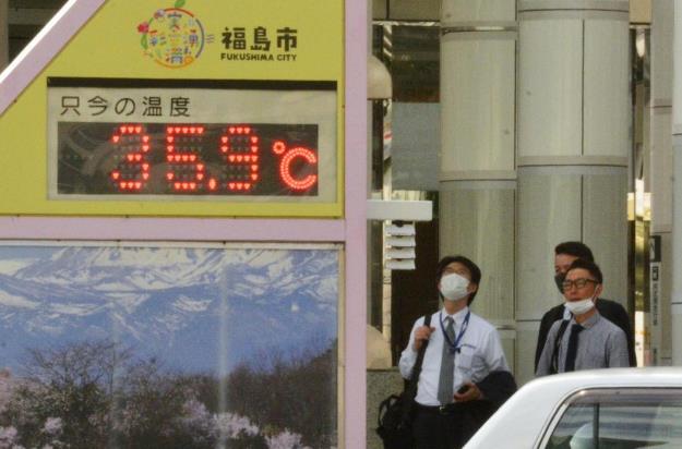 日本福岛县遭遇高温天气