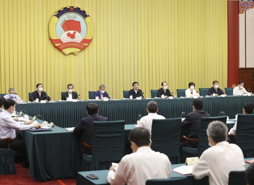 （时政）全国政协召开双周协商座谈会  王(2331762)-20230526181314