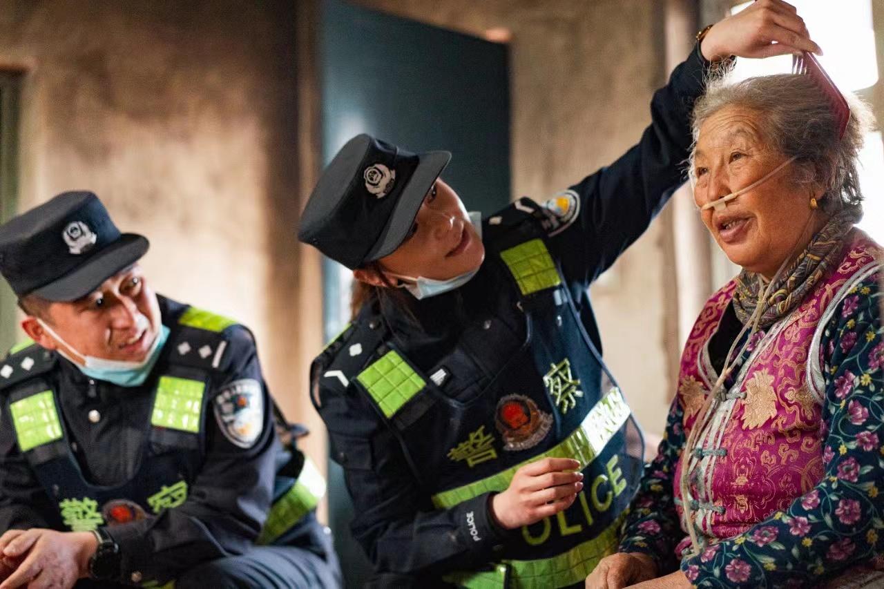 徐乃超、李文娜夫妻：在大漠戈壁书写最美青春