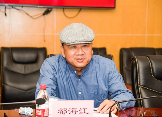 博物馆要为铸就社会主义文化新辉煌作出新的更大贡献