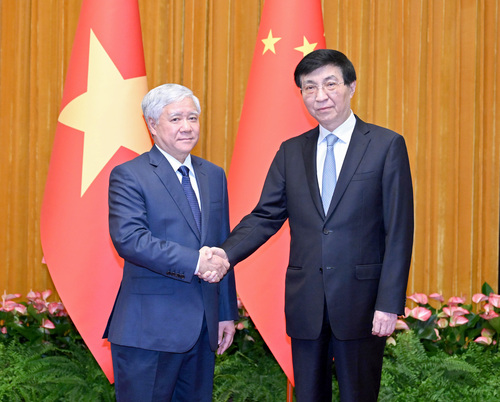 （时政）王沪宁会见越南祖国阵线中央委员会(2656490)-20230720214741