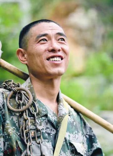 凡人善举配图(2710558)-20230801141816_爱奇艺