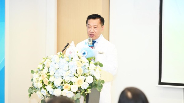 北京茗视光眼科总院长周跃华教授致辞