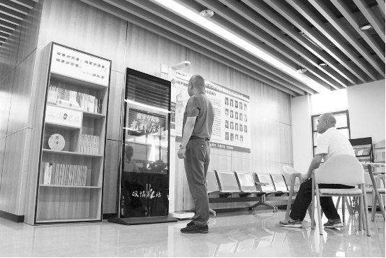 用“政协声音”讲好“中国故事”