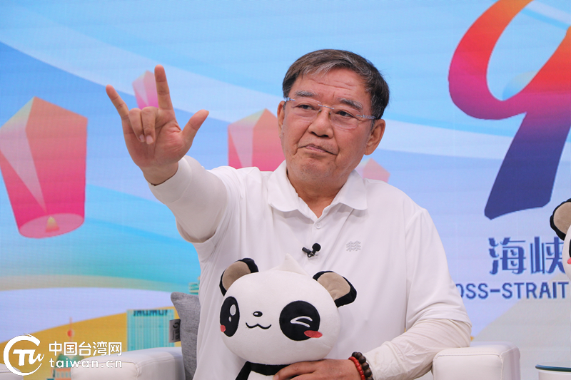 “老戏骨”变身新“网红”？专访李立群：用中国文化底蕴努力演戏，为两岸文化交流默默付出
