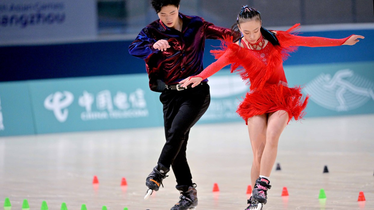【高清组图】零零后双人组合收获中国轮滑亚运会首金