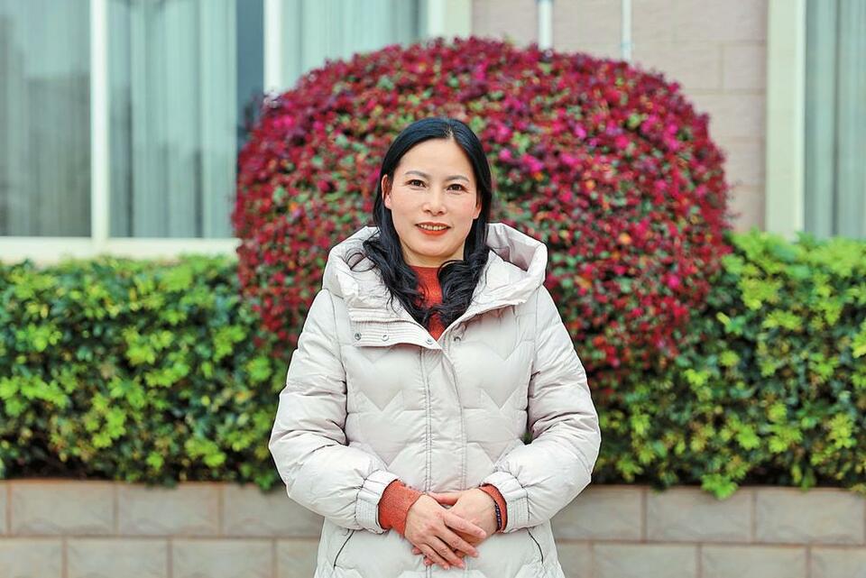 不合理的教师负担必须减下去
