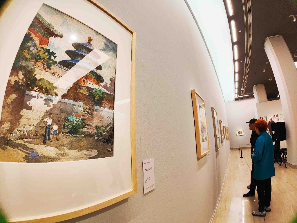 “百年逸彩——李剑晨美术作品展”在中国美术馆开展