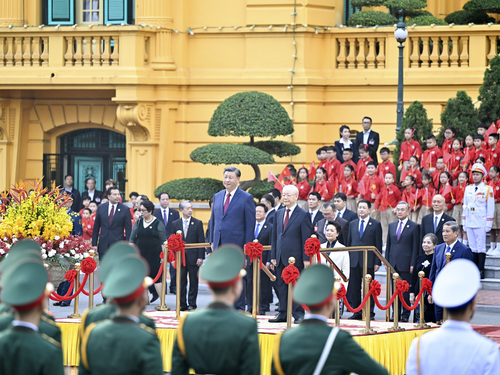 （时政）（7）习近平同越共中央总书记阮富(3484361)-20231213055654