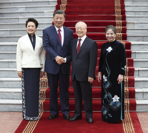 （时政）（8）习近平同越共中央总书记阮富(3484375)-20231213055651
