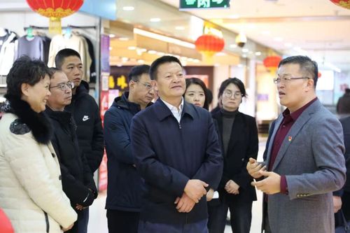 调研组在现场了解情况