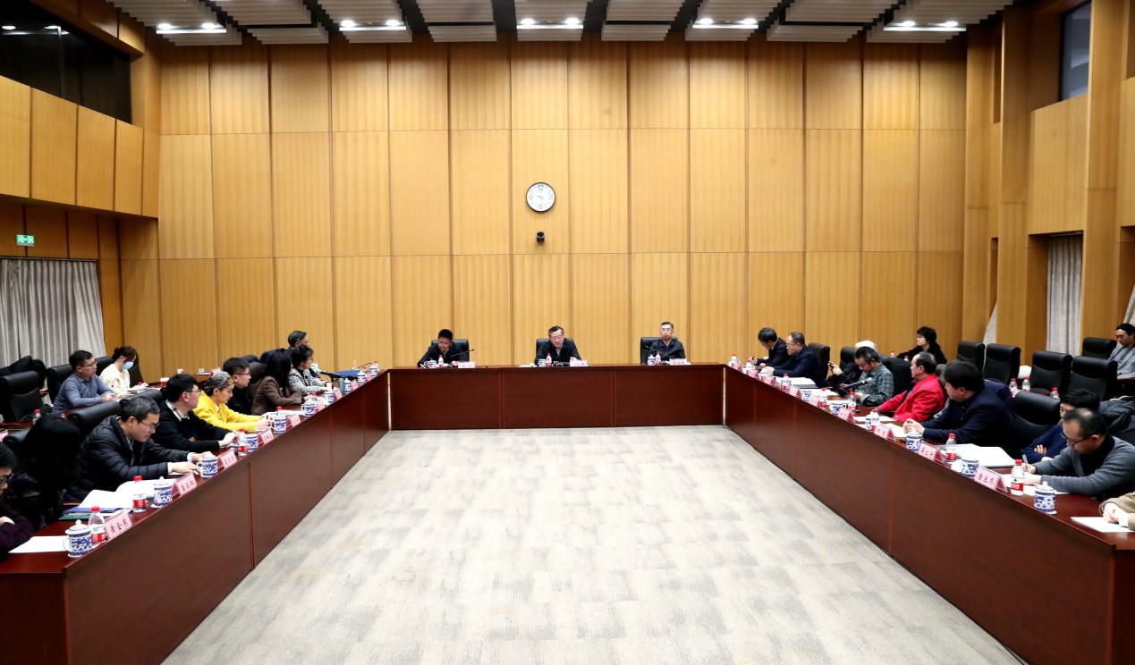 《何以中华》多语种图书出版座谈会在京召开