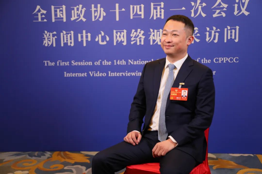 全国政协委员周源：为新质生产力注入人才动能