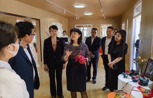 推动经济发展(3945245)-20240229152446