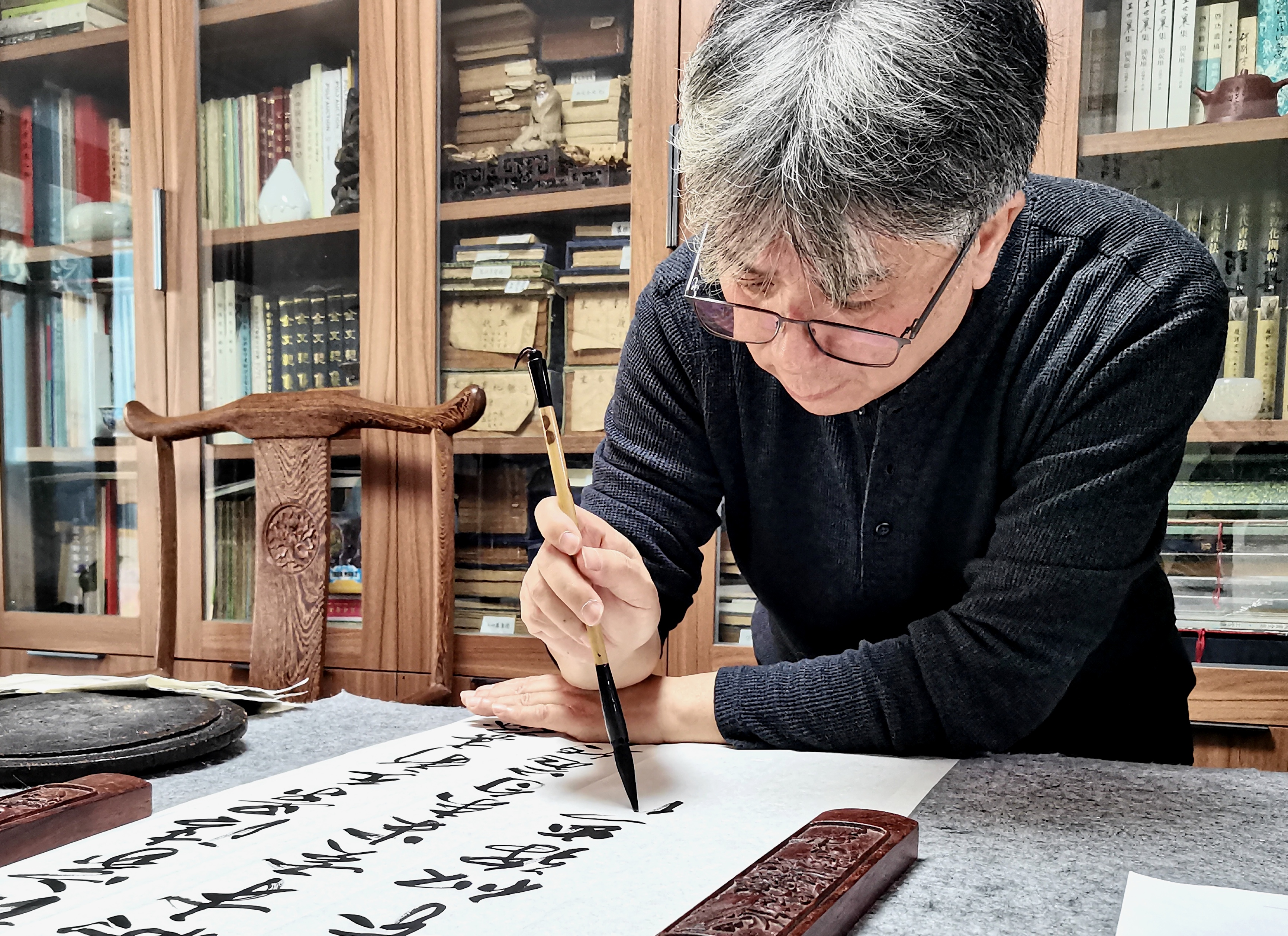 侯及名、段国强书画手卷展亮相保利艺术博物馆