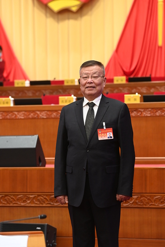 赖明