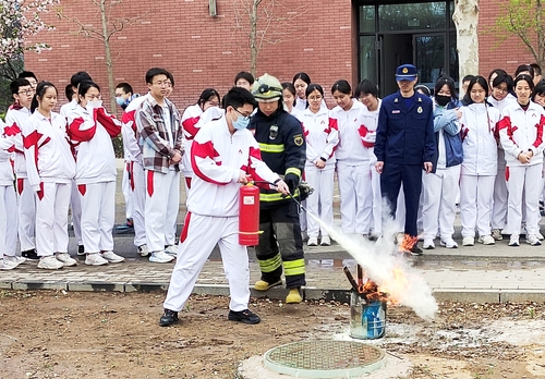 推荐“贾宁摄”《防火之际在于春 消防常识(4293974)-20240410081818