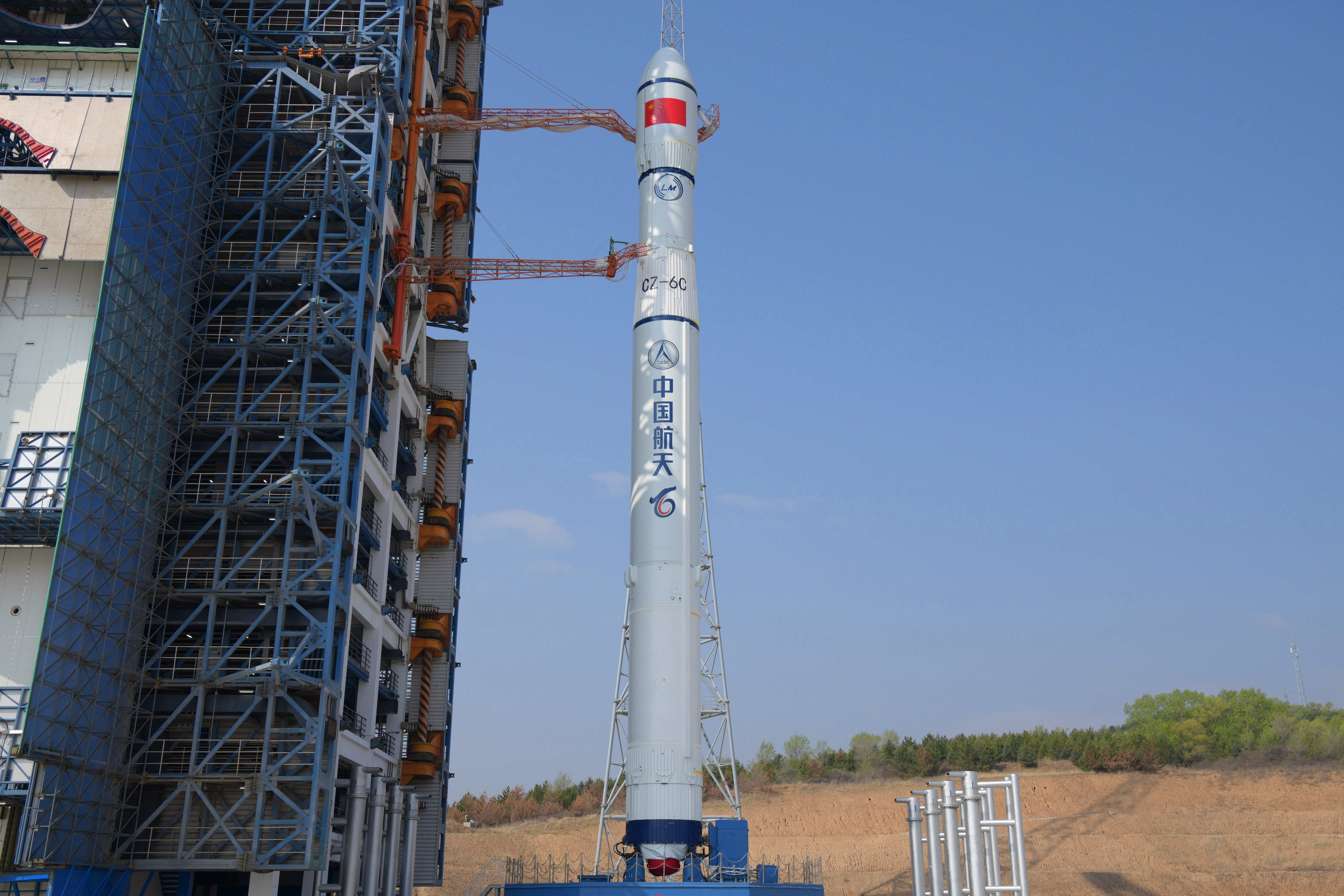 火箭家族再“添新”​ 长征六号丙火箭首飞成功