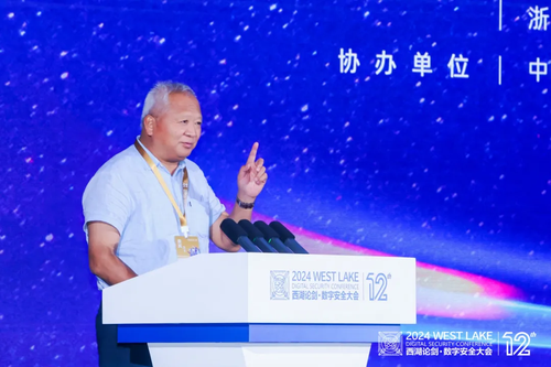 中国工程院院士邬江兴