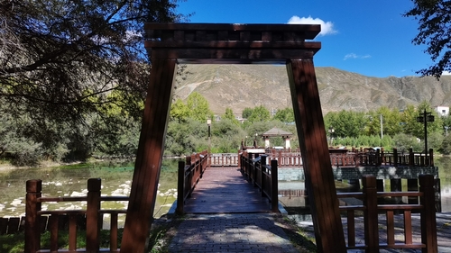 （5月24）我身边的河流_是流淌的哈达 (4612469)-20240524095544