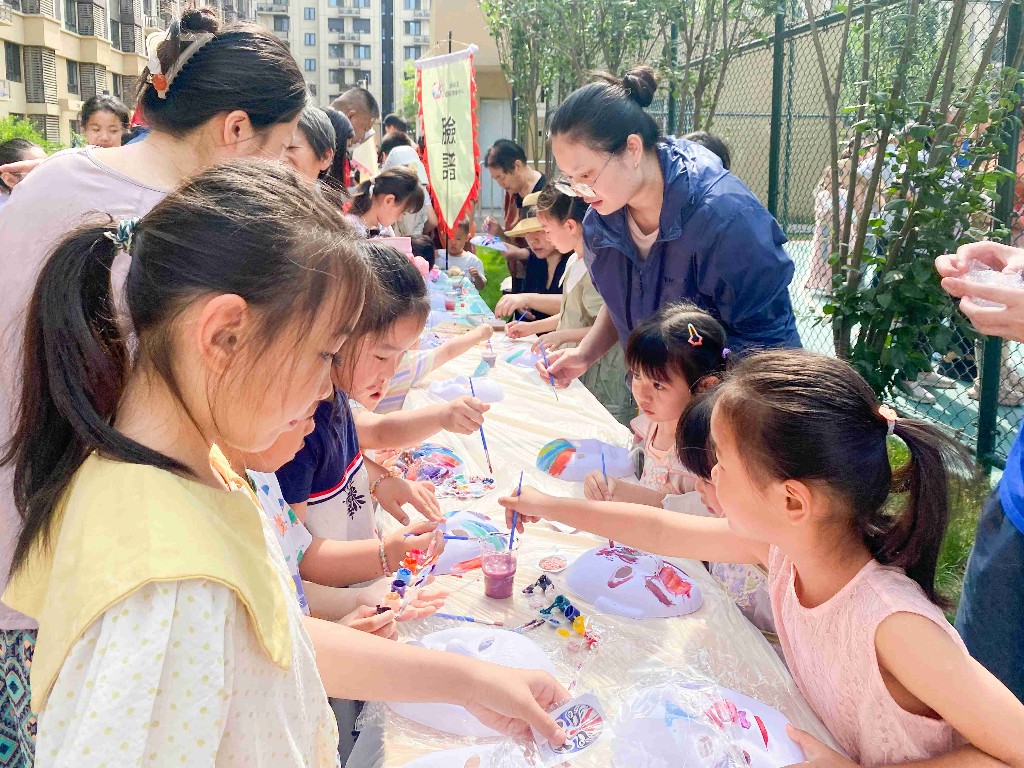 “粽”享国潮集市 造趣端午假日
