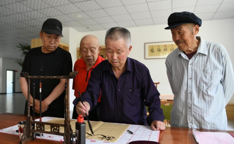 河北隆化：健康养老托起幸福“夕阳红”
