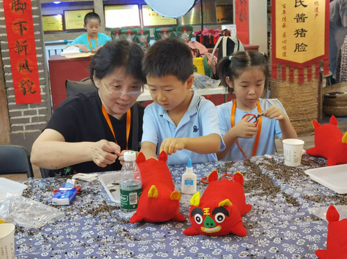 （21日 两岸版头条）在京“小台胞”：“(5187551)-20240821110301