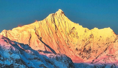 骑行遇见梅里雪山