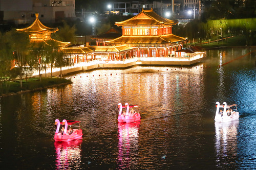 兰州：多彩活动迎中秋（3）(5361079)-20240914163103