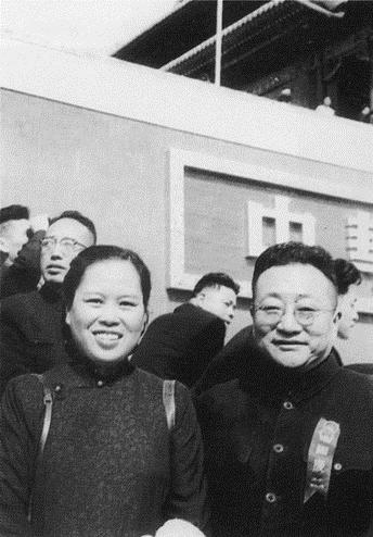 两张天安门照隔了一年
